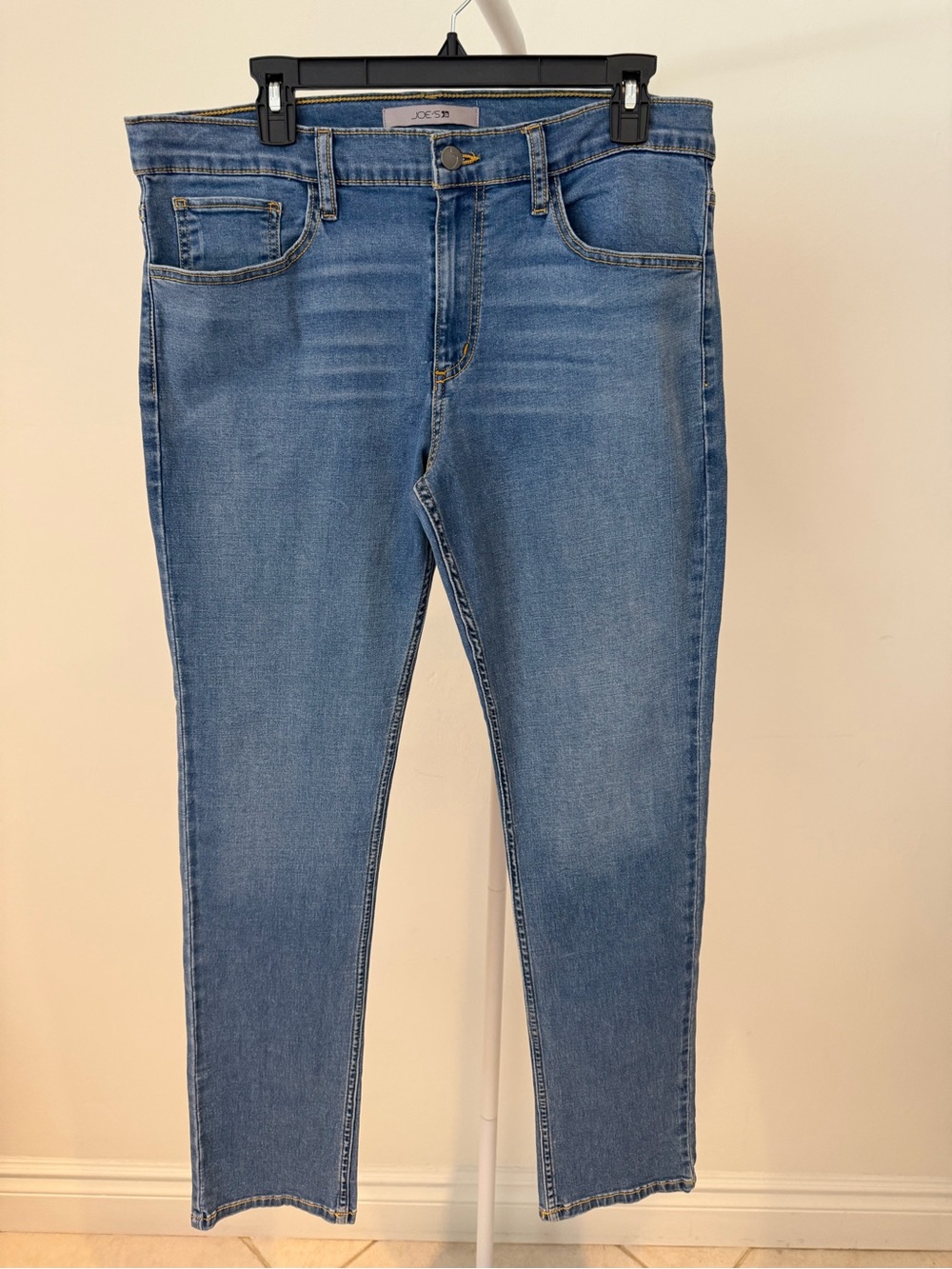NWT Joe's Jeans "The Slim" Mens Jeans in Dusty Size 33
